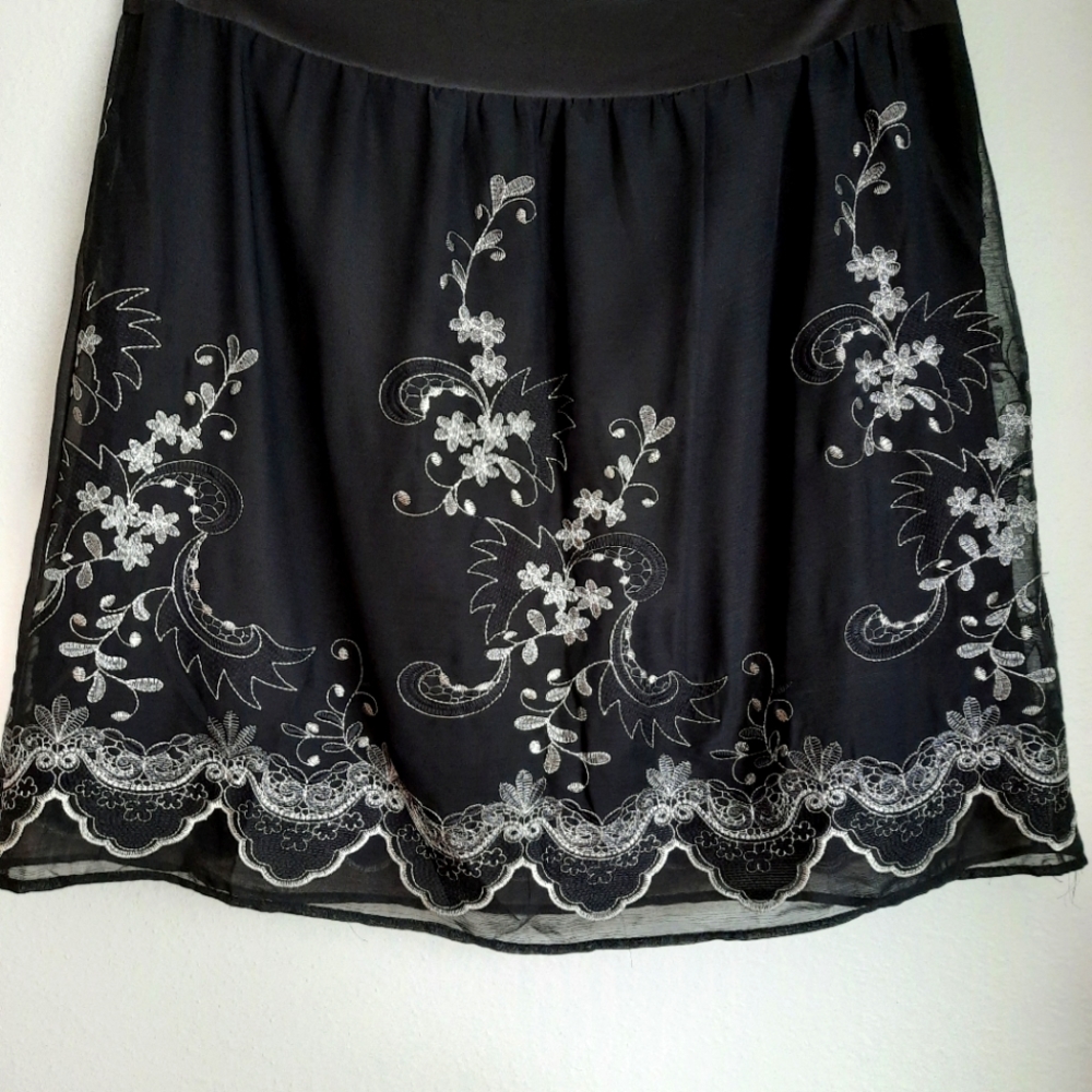 {XL} Romy Black Skirt